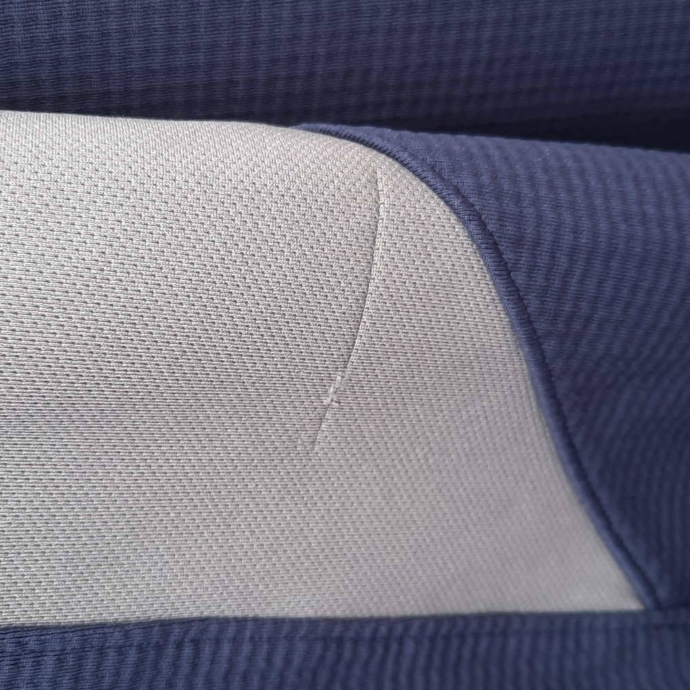 Underarmor Pullover - Picture 3 of 5